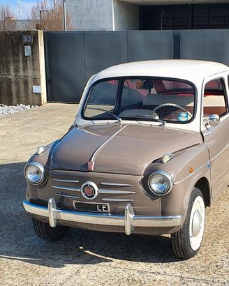 Fiat 600 D ()