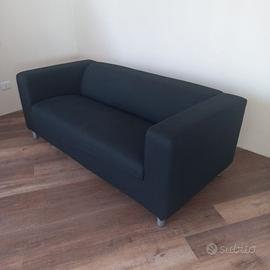 Divano a 2 posti IKEA con fodera Vissle nero