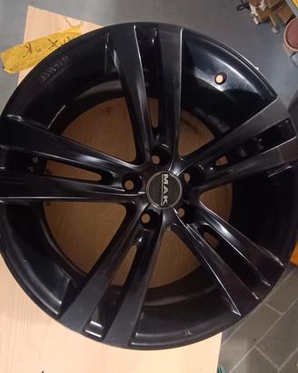 Cerchi in lega Mak Zenith 18 pollici.