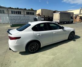 ALFA ROMEO Giulia (2016) - 2017