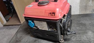 generatore di corrente 220 v. 