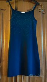 vestito di lana blu con brillantini, sbracciato