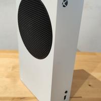  Xbox Series S 512GB + 2 Joystick (1 originale)