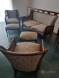 Salottino liberty in paglia di Vienna