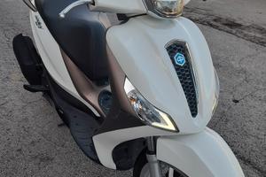 Scooter Piaggio Medley 125 abs