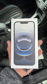 Iphone 16e imballato