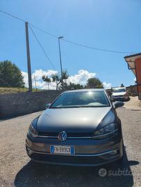 VOLKSWAGEN Golf 7ª serie - 2018
