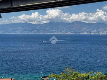 4 LOCALI A REGGIO DI CALABRIA