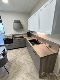 CUCINA ESPOSTA IN SCONTO PER FUORITUTTO
