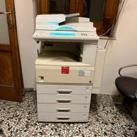 Fotocopiatrice  b/n con scanner f/r