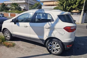 Auto Ford Ecosport 