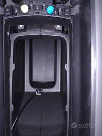 bracciolo con luce per Peugeot 3008 