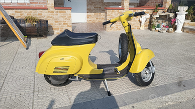 Vespa 50r 3 marcie