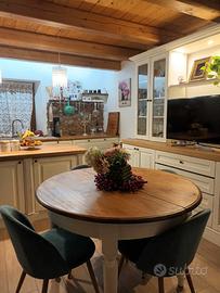 Casa colonica con giardino