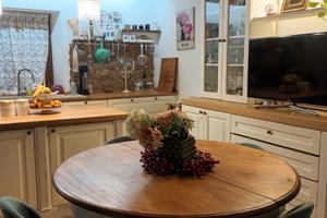 Casa colonica con giardino