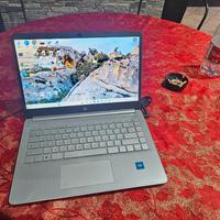 NOTEBOOK HP ANCORA IN GARANZIA