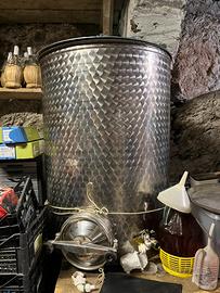 Contenitori acciaio inox per vino/olio