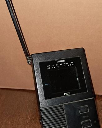 Tv portatile a colori con schermo LCD da 2,2"