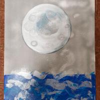 Luna su mare mosso