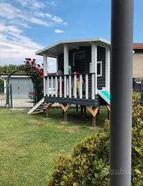 Casetta per bambini o portatrezzi