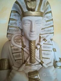 Tutankhamon busto grande