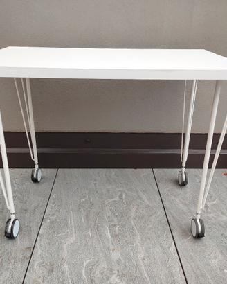 scrivania tavolo Ikea 
