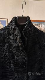 Pelliccia Astracan originale.