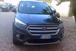 Ford Kuga 1.5 TDCI 120 CV S&S 2WD Titanium