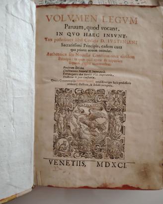 Libri Antichi del 1591 VENETIIS codici iustinianii