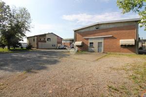 CAPANNONE A VILLANOVA SULL'ARDA