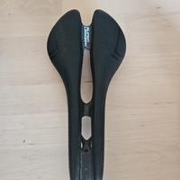 Sella san marco in carbonio aspide importazione