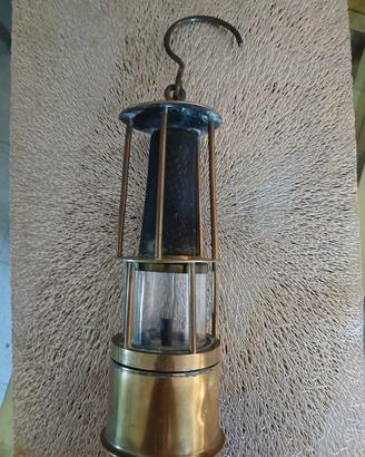Lampada a carburo