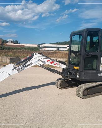 Escavatore E26 Bob Cat