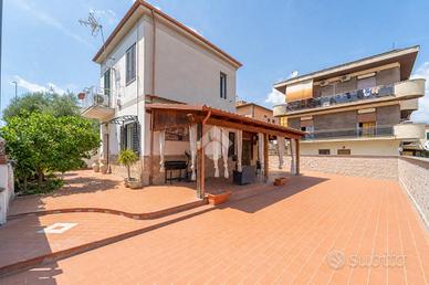 CASA INDIPENDENTE A ROMA