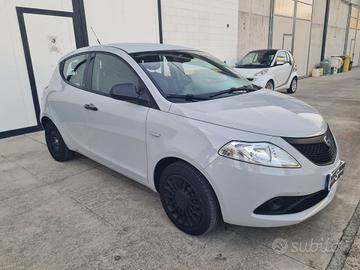 Lancia Ypsilon 1.2 69 CV SOLO 48000 KM