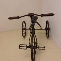 bicicletta e triciclo da collezione