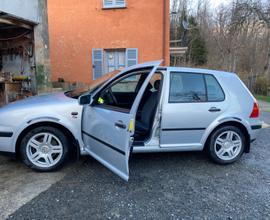 VOLKSWAGEN Golf 4ª serie - 2000