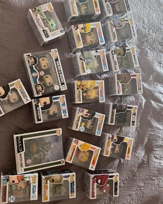 Vari Funko Pop diversi anime manga e videogiochi