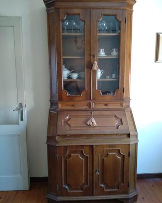 Credenza 