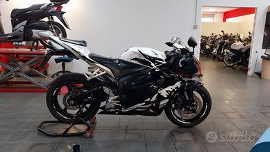 CBR 600 RR LEYLA EDITION
