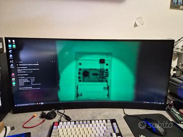 HP 740pm Display curvo 40" 