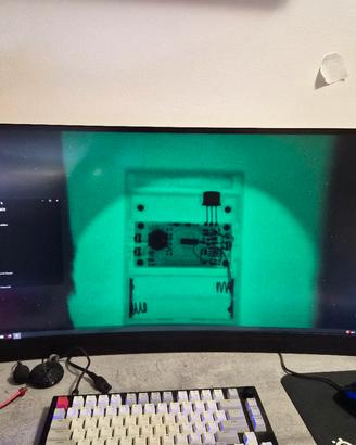 HP 740pm Display curvo 40" 