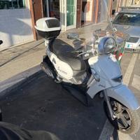 Scarabeo 300