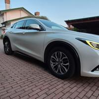 INFINITI Q30 1.5d DCT - FULL OPTIONAL - CERCHI 18"