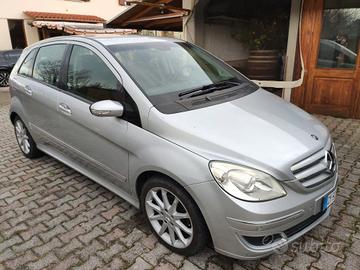 Mercedes b200 CDI
