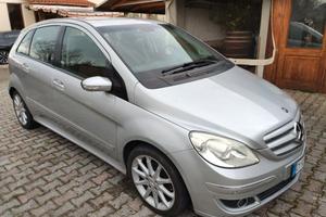 Mercedes b200 CDI