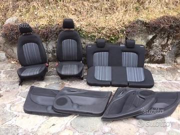 Sedili Fiat Punto Evo 5 porte 2011 grigio nero