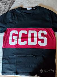 t-shirt GCDS
