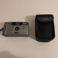 Nikon EF 300 lens 29 mm com custodia