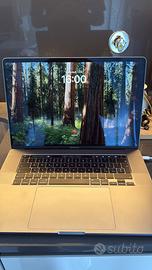 Macbook pro apple2019 intel core i7 16 gb ram DDR4
